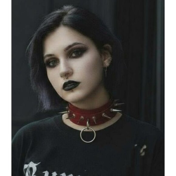 Red Spiked Punk Choker Collar Necklace ORing Goth Harajuku Adjustable PU Leather - Picture 1 of 2